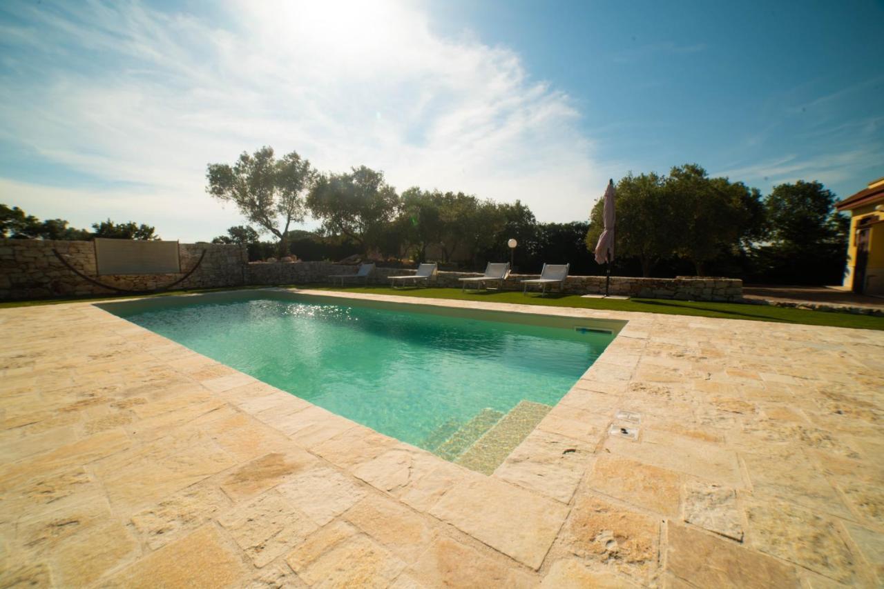 Villa Patrizia-Luxury Villa Mottola Exterior foto