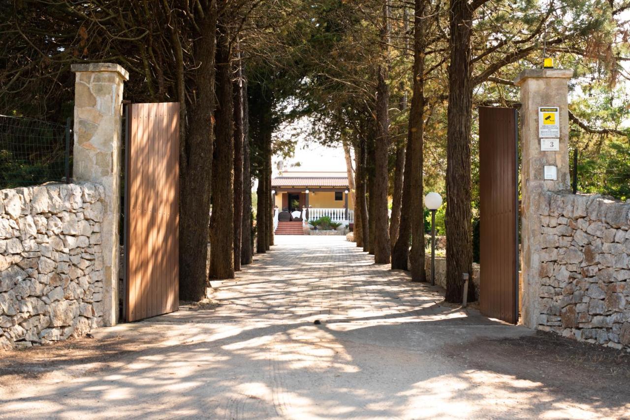 Villa Patrizia-Luxury Villa Mottola Exterior foto